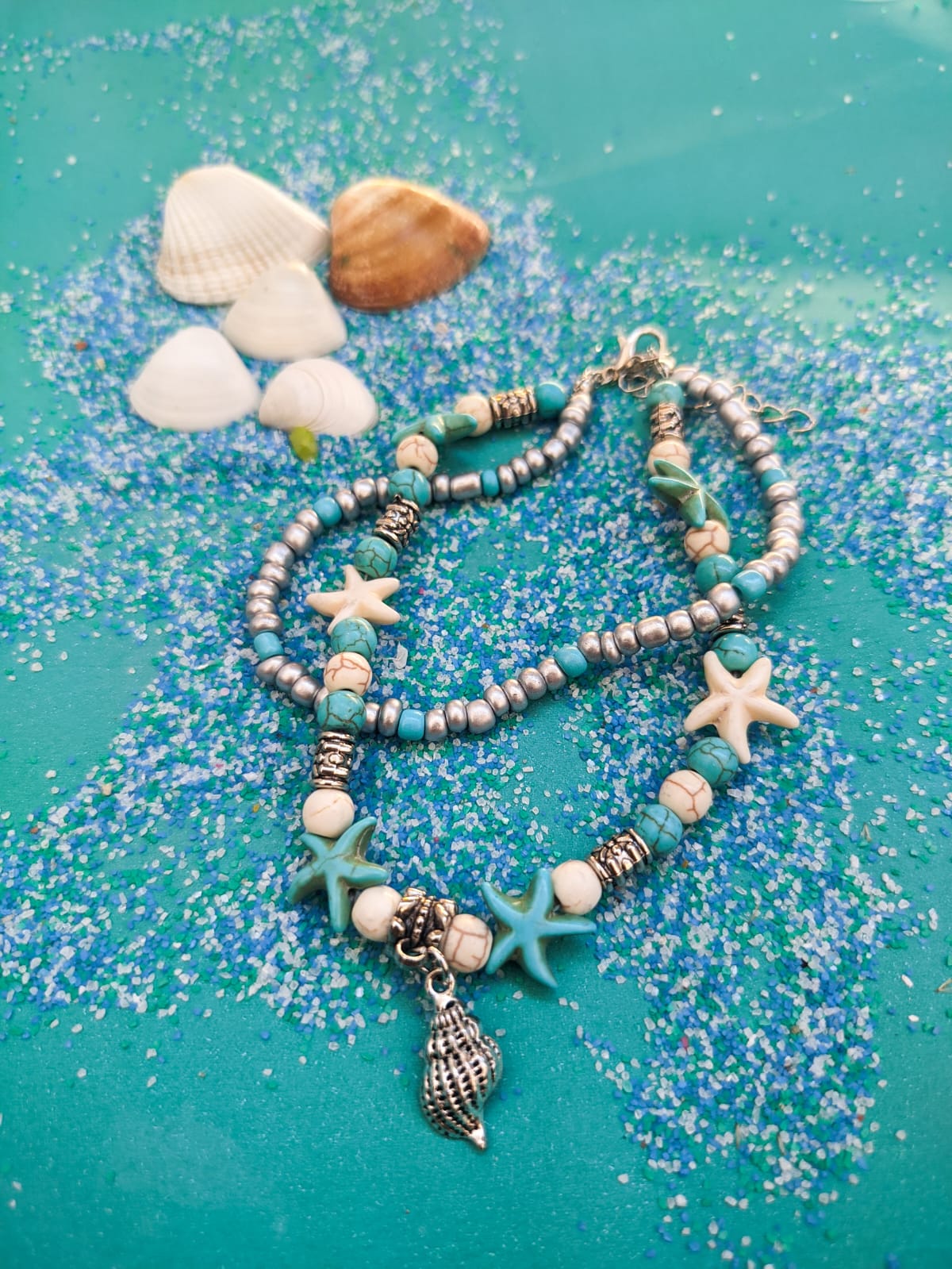 Feitas para andar descalça por aí, com o coração leve e o espírito livre.
Sinta o verão em cada passo! ☀👣